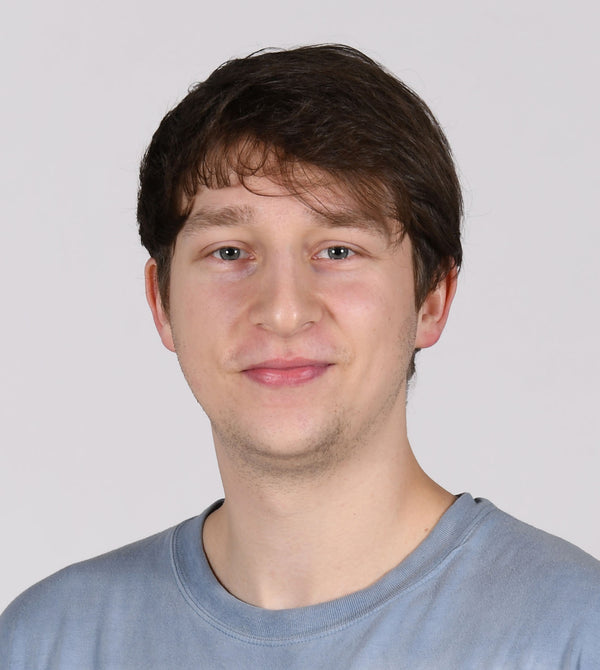 Luca – Logistik bei ABSINA