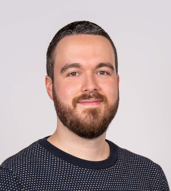 Tobi – Produkt und Kundenservice bei ABSINA